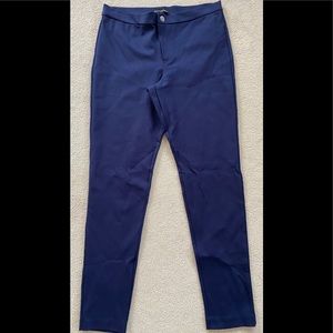 Banana Republic Cropped Tapered leg pant